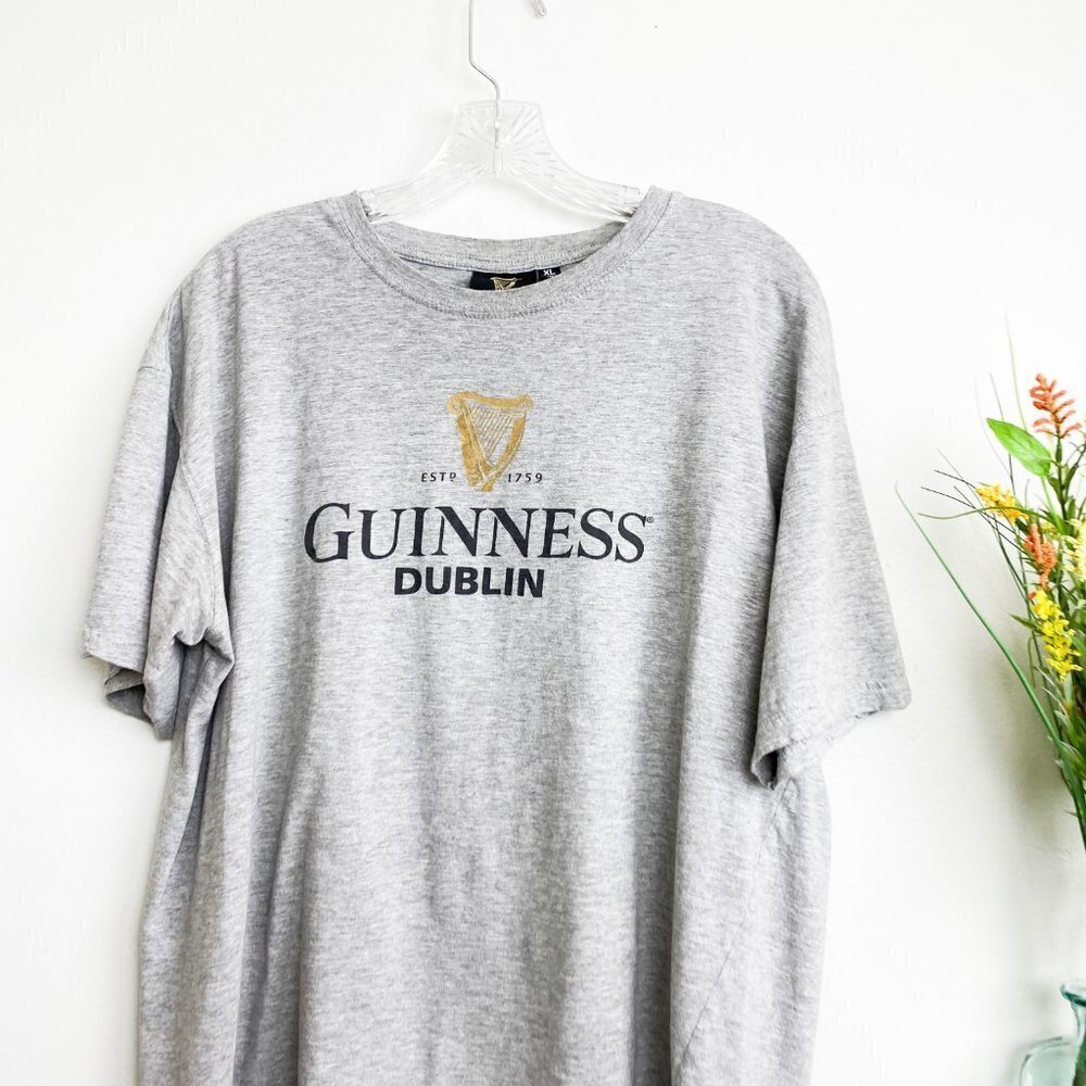 🦋 GUINNESS Dublin Ireland Beer Top Graphic Tee XL Casual Gray - Picture 2 of 4